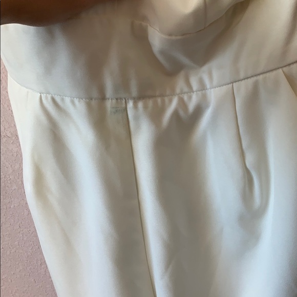 Cream romper - Picture 4 of 4